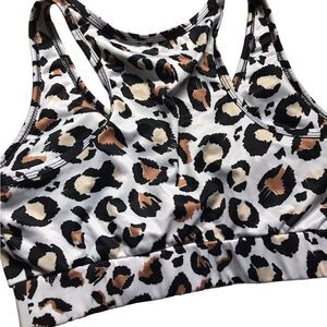 Adrienne Vittadini em leopard workout set excellent condition see pics